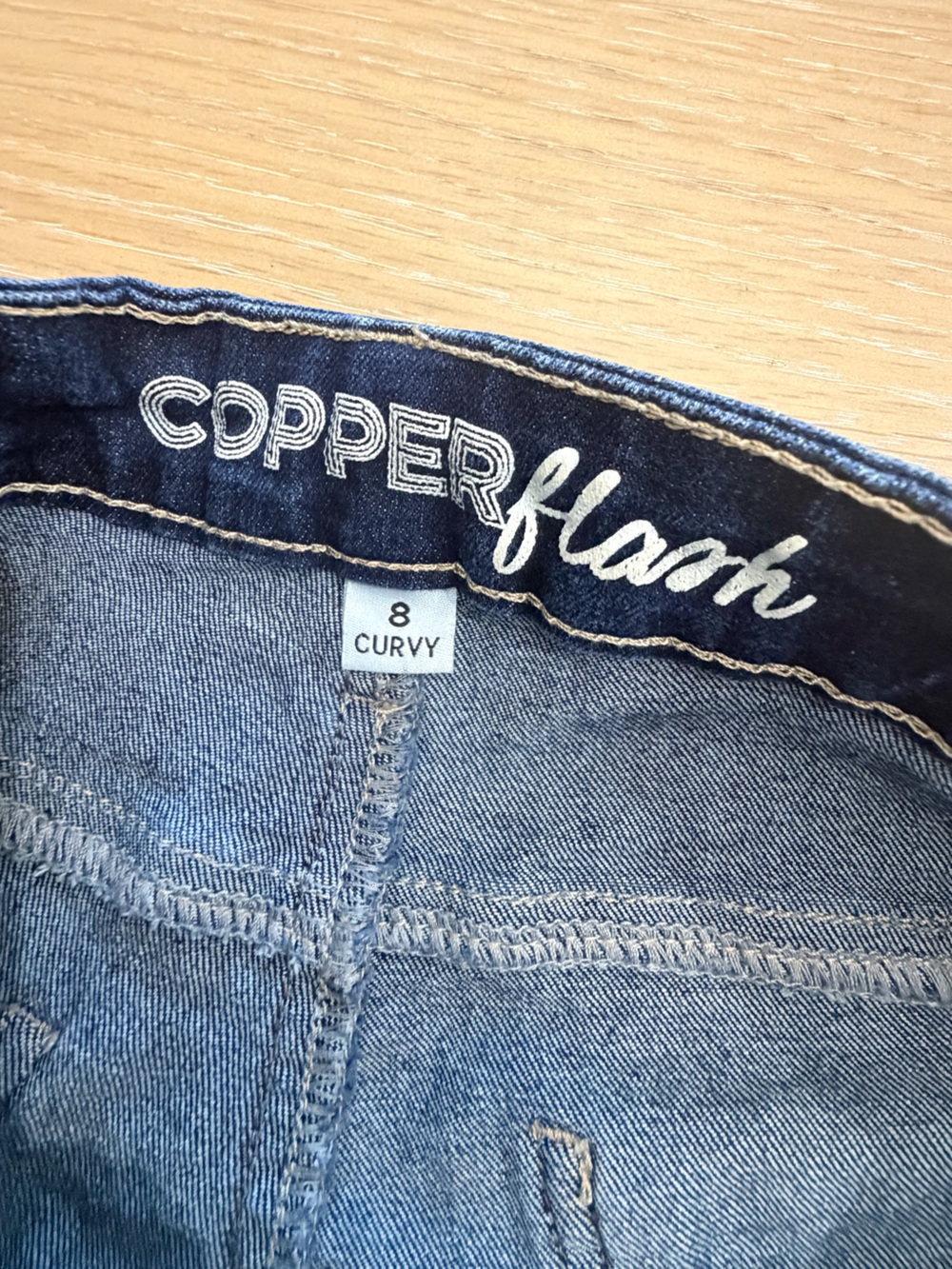 Women's High-Rise Skinny Jeans in Dark Blue Wash - Picture 4 of 7